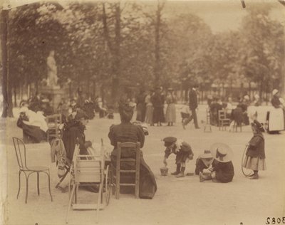 (Donne e bambini nei Giardini del Lussemburgo) da Eugène Atget